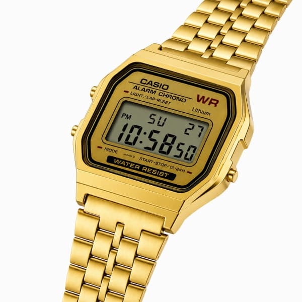 نظارة Casio Vintage Digital – Gold على عارض